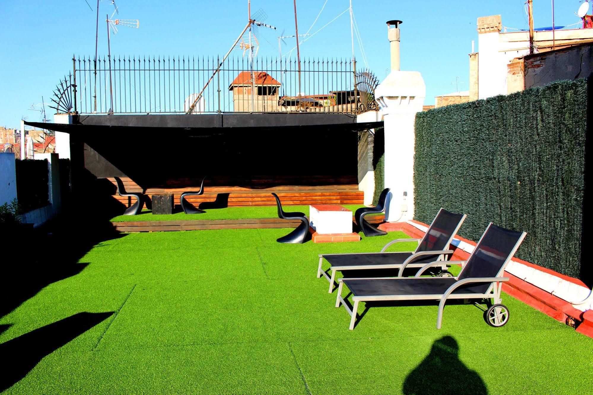 Raval Botella Private Hostal *